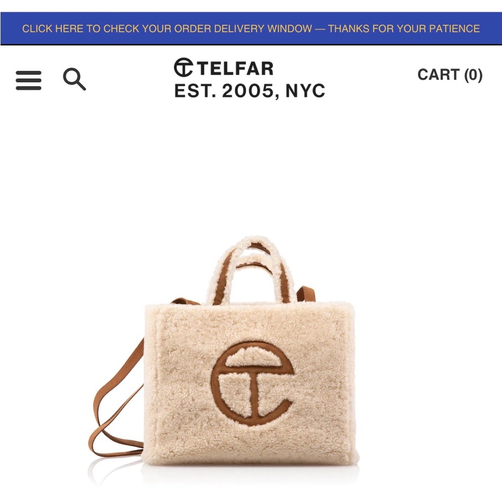 UGG X TELFAR

MEDIUM REVERSE SHEARLING SHOPPER